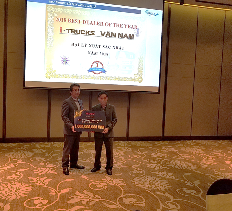  VINH DANH ĐẠI LÝ ISUZU VÂN NAM - XUẤT SẮC NHẤT NĂM 2018